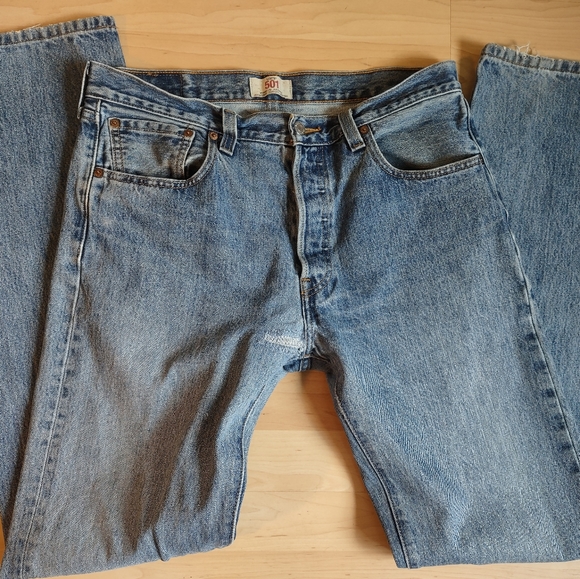 Y2K Vintage Levi's 501 Red Tab Button Fly Straight Leg Blue Jeans 34"x36" - Picture 3 of 11